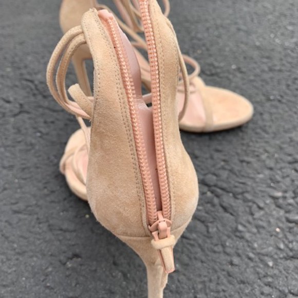 Stuart Weitzman ‘Myex’ nude strappy barely there sandals - size 9 - Picture 8 of 14
